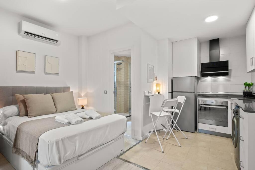 Estudio Nice Stay Dos Aceras Малага Экстерьер фото