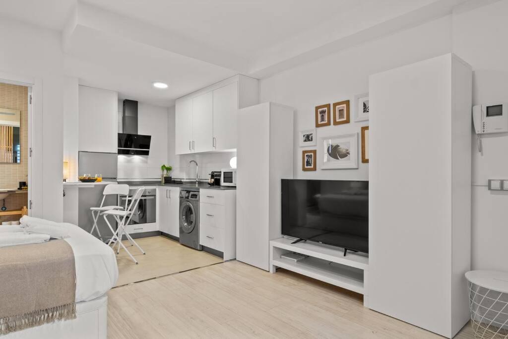 Estudio Nice Stay Dos Aceras Малага Экстерьер фото